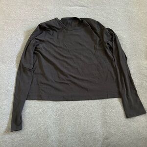 Lululemon Classic-fit